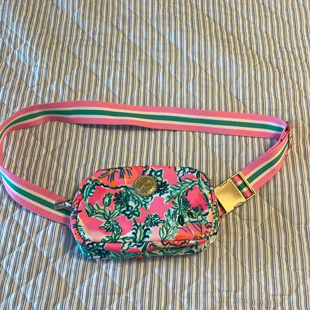 Lily Pulitzer belt bag.  Brand new never used